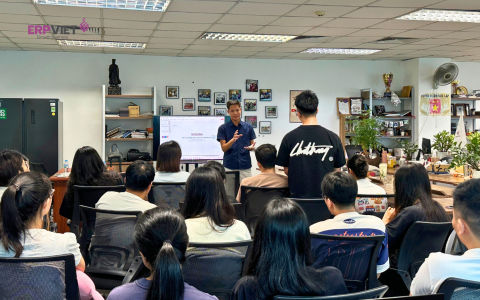 Văn hoá học hỏi không ngừng: IZISolution tổ chức Open Talk về AI